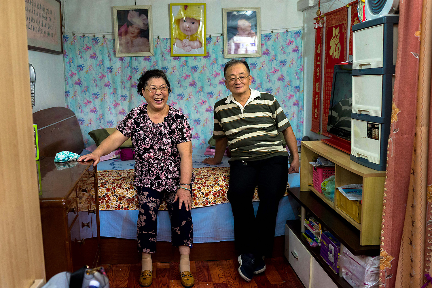 Sun Xuezhong and Yang Peipei in their Shanghai home. Photo by Olivia Martin-McGuire @livmartinmcguire