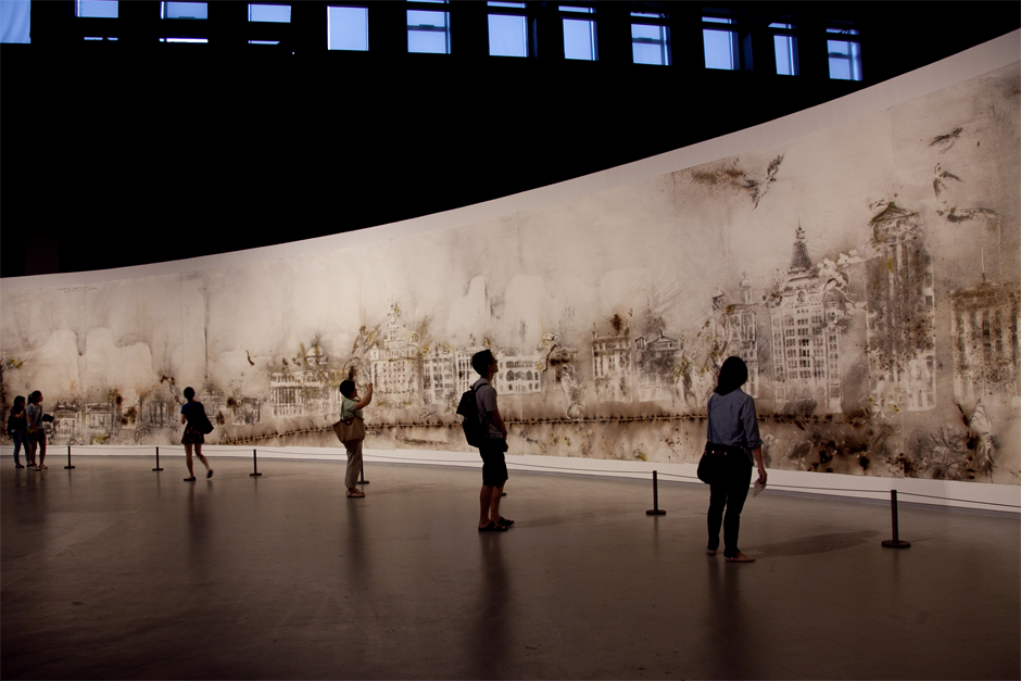 An installation view of “The Bund Without Us,” at the Power Station of Art gallery, 2014. (Photo by Wen-You Cai, courtesy Cai Studio)